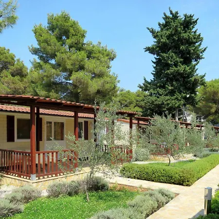 Holiday home Holiday Camp Rozac - Tgr215 *